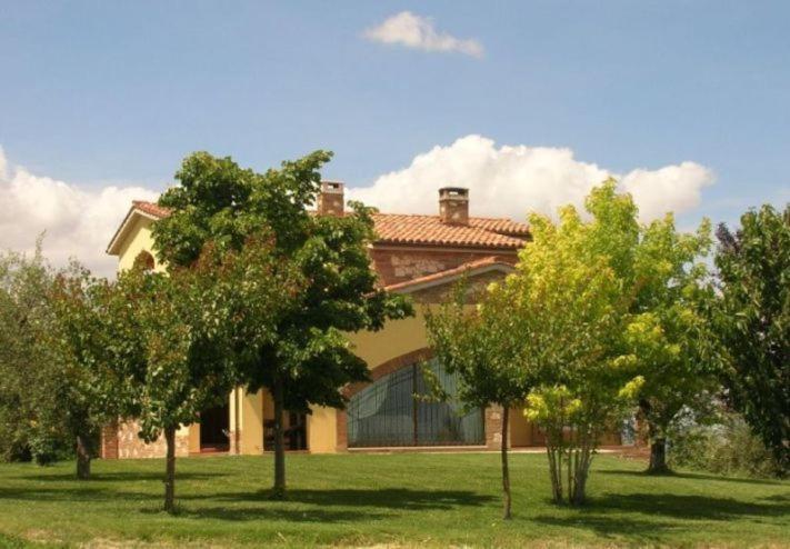 B&B La Casa Fra Gli Olivi Marsciano Exterior photo