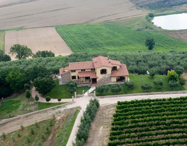 B&B La Casa Fra Gli Olivi Marsciano Exterior photo