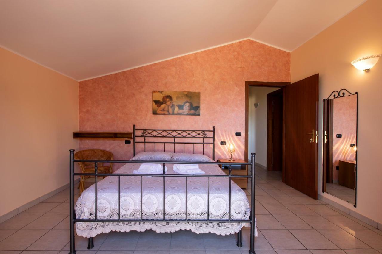 B&B La Casa Fra Gli Olivi Marsciano Exterior photo